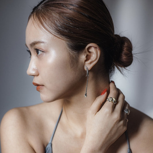 BTS ジミン 着用 ピアス HANNA 543