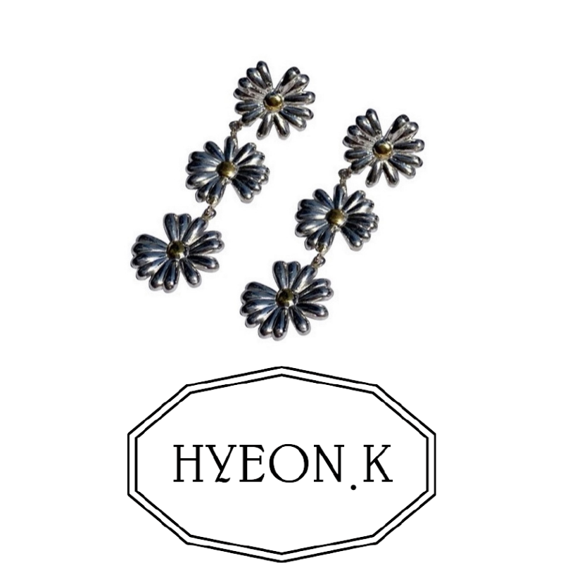 ★BTSジミン着用★関税込★HYEON.K★DAISY EARRIN.G★ピアス★ BTS ジミン着用 / HYEON.K / デイジーピアス – MATILDA DEPT.