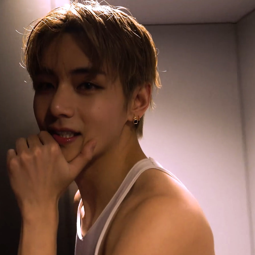 BTS V ( テテ ) 着用 ピアス JUSTLOVER