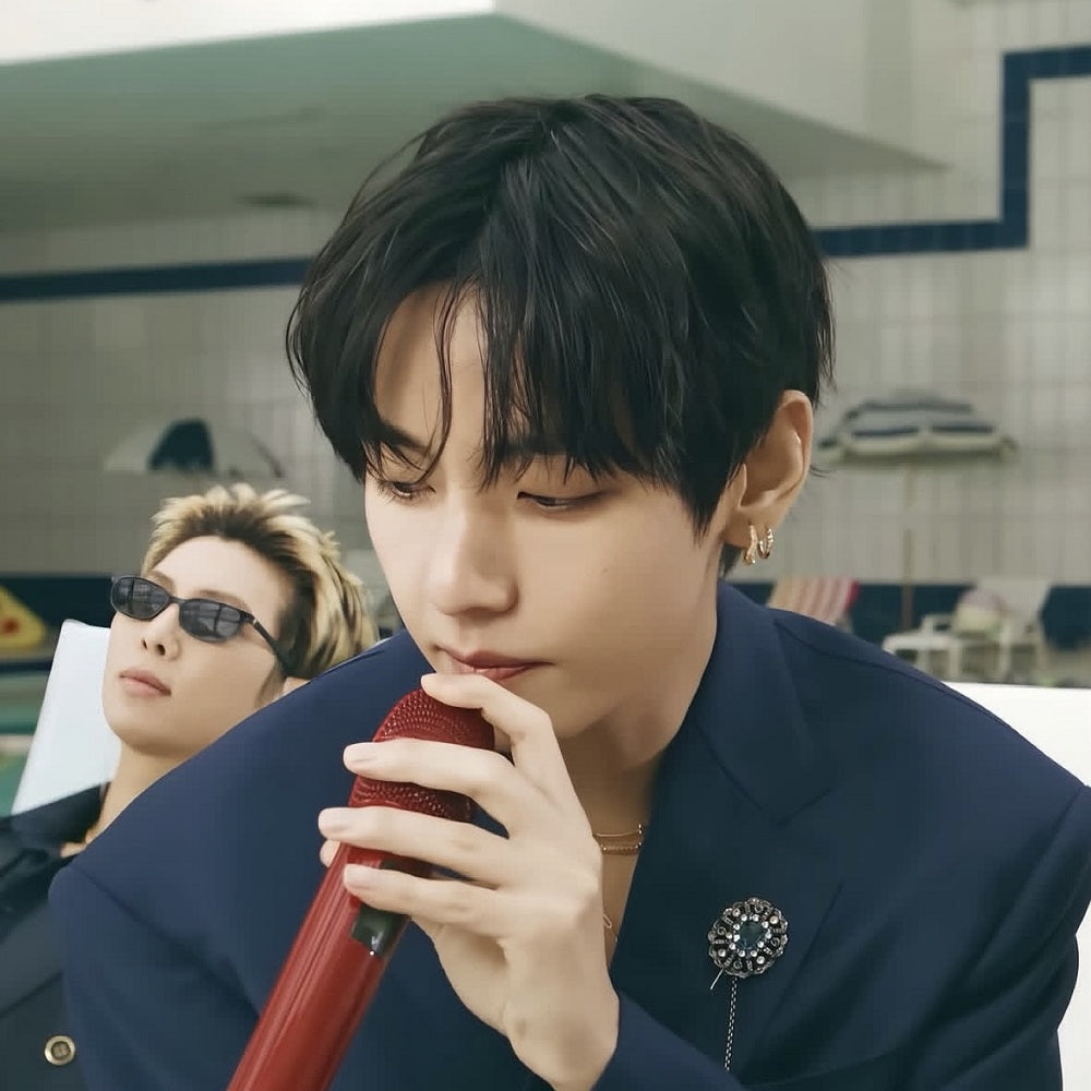 BTS V ( テテ ) 着用 / ソフトコンフェッティフープピアス / JUSTLOVER